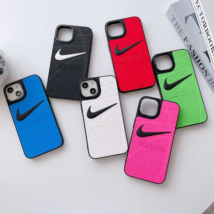 アイフォンiphone17 カバー nike 