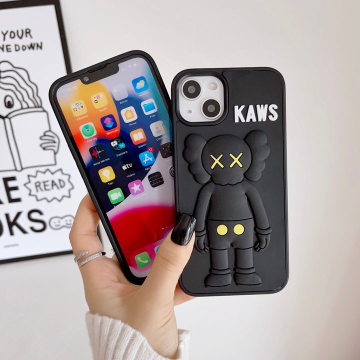 カウズ アイホン17pro max 携帯ケース 