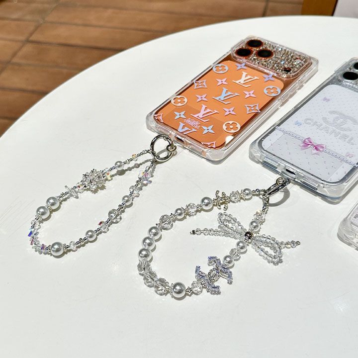 アイフォーン 15 カバー chanel シャネル 