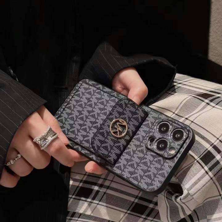 マイケルコース mk カバー アイフォーンiphone17plus