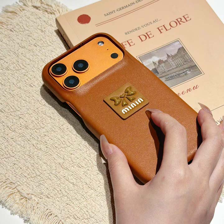 ブランド miumiu ミュウミュウ アイフォーン17プロ スマホケース