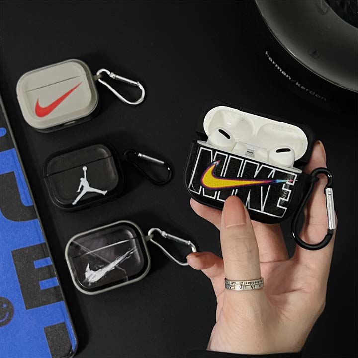 アイホン17プラス 収納ケース ナイキ 