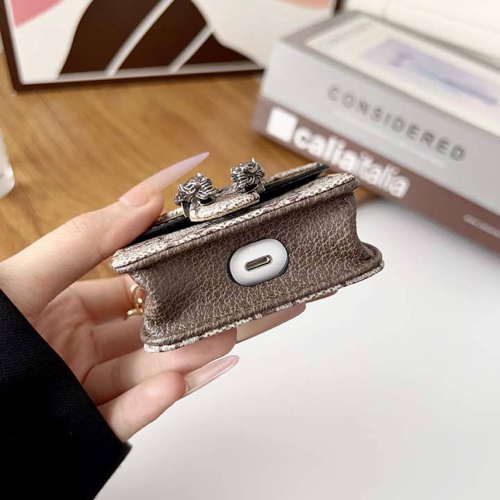 gucci グッチ カバー アイホンiphone17