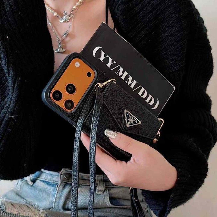 アイフォーン16 Pro prada 携帯ケース