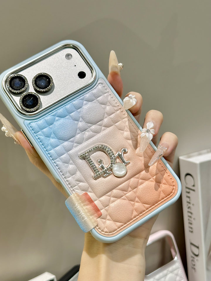 ブランド iphoneiphone17プラス カバー