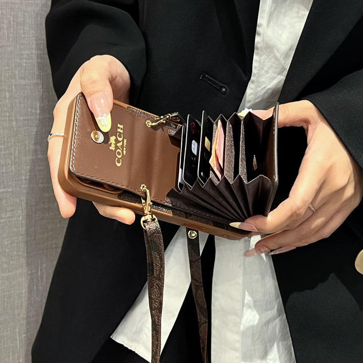 ハイブランド コーチ アイホン17 ケース 