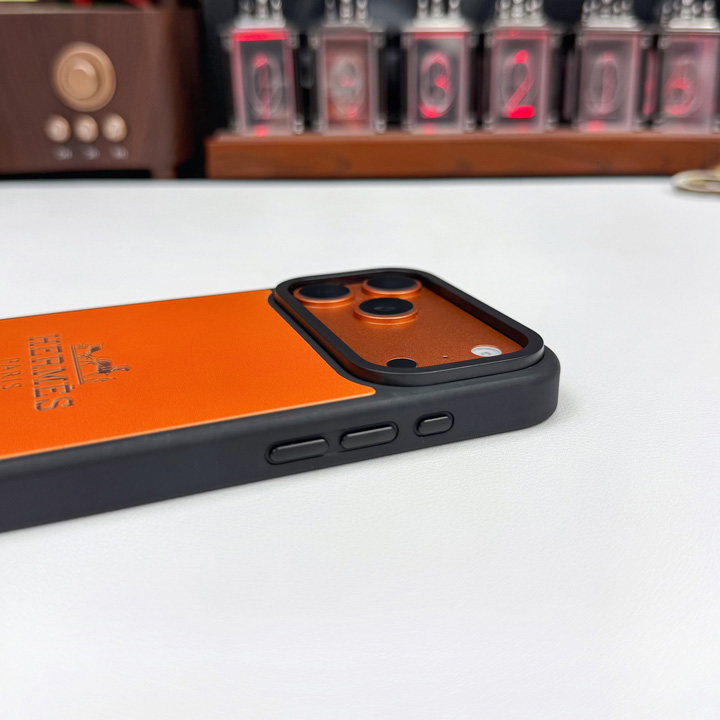 ハイブランド アイフォーン18プロ max スマホケース