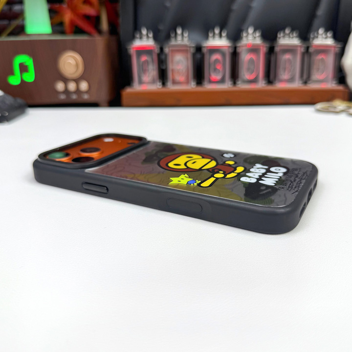 アイフォーンiphone17プロ ア・ベイシング・エイプ bape スマホケース