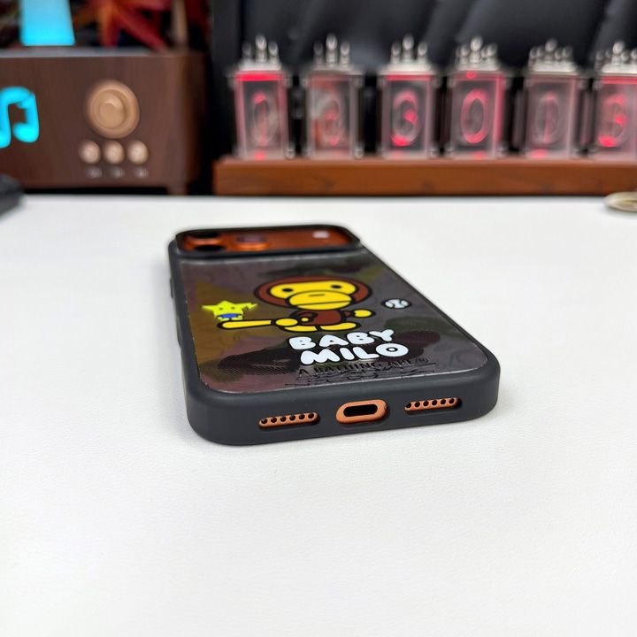 ア・ベイシング・エイプ風 アイホン17plus ケース