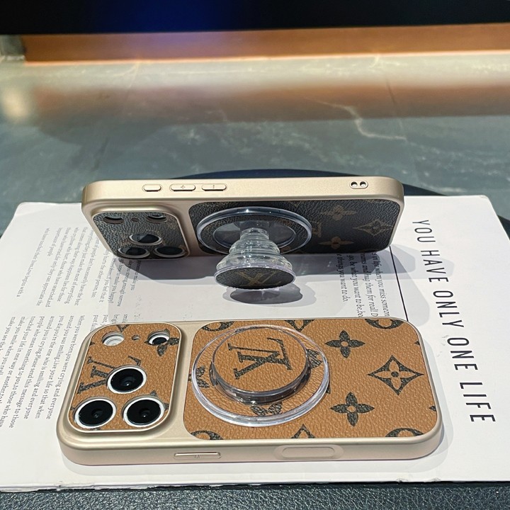 gucci グッチ 携帯ケース アイホンiphone17