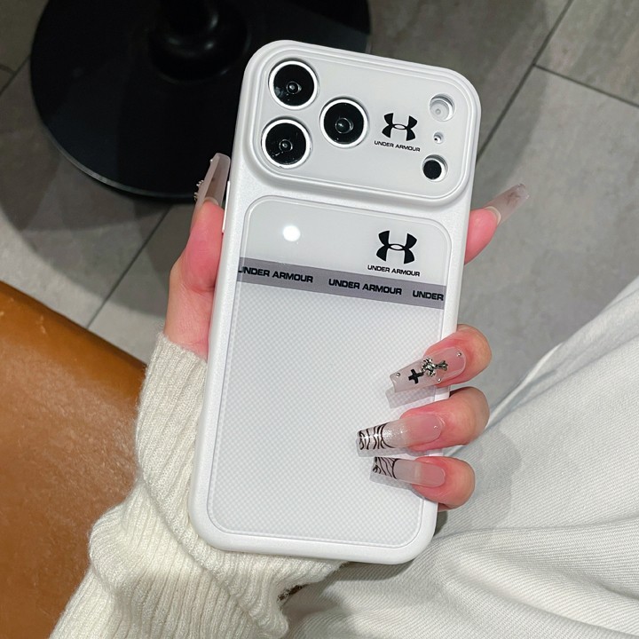 ハイブランド アイフォーン17plus