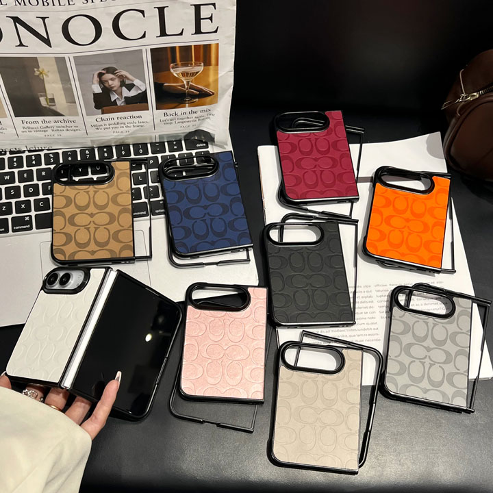 アイホン18プラス コーチ coach カバー