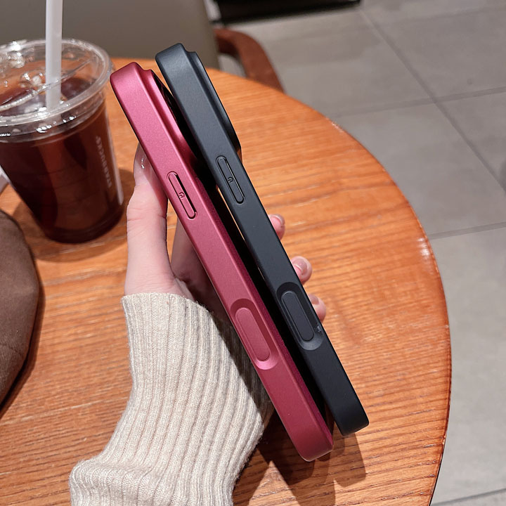 ハイブランド 携帯ケース アイホンiphone18pro ysl イヴサンローラン